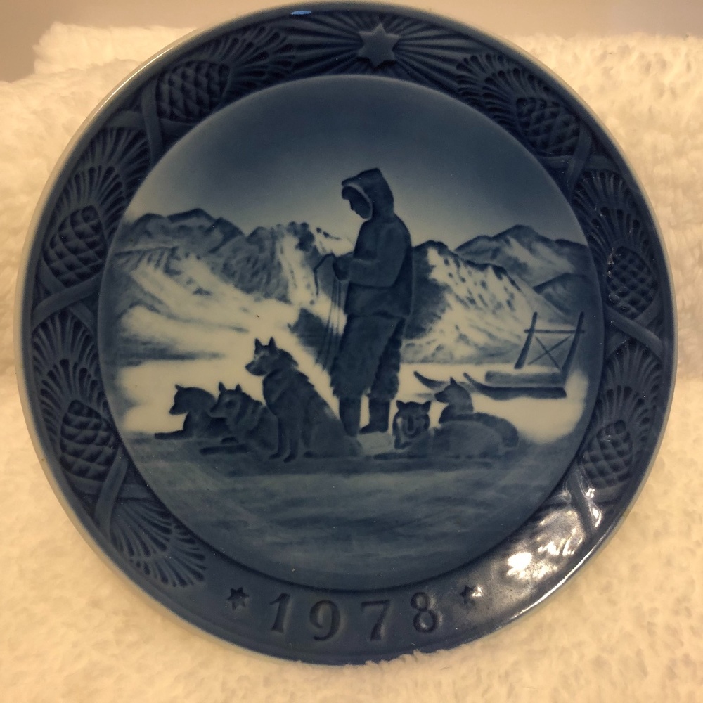 1978 Royal Copenhagen Christmas Plate